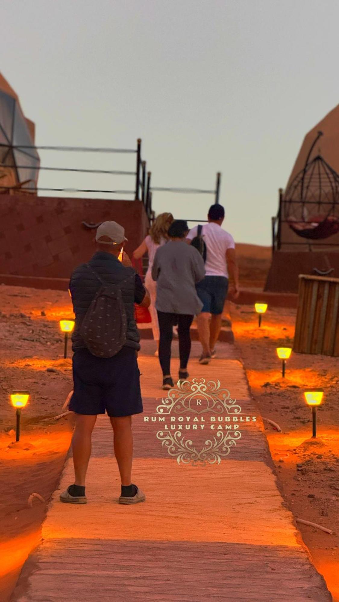 Апартаменти Rum Royal Bubbles Luxury Camp Ваді-Рам Екстер'єр фото